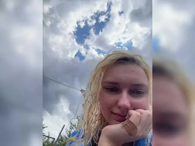 -Angelina1- Image 10