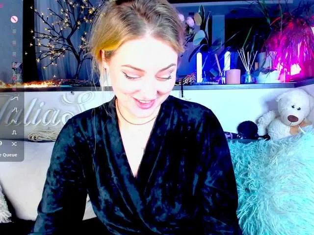 -JuliaSpace-'s Thumb Image