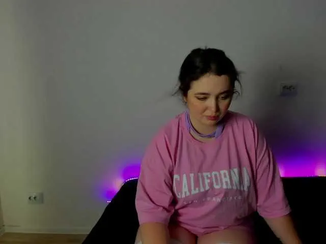 Alicenextdoor Image 2