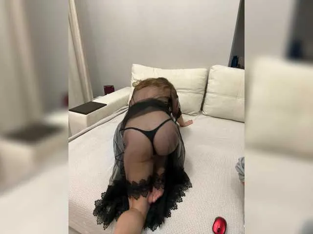 Amourgitana's Thumb Image