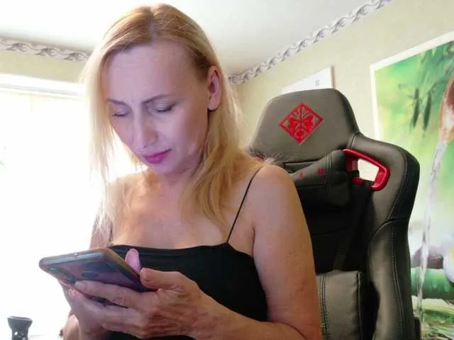 AngelikaMore Image 13