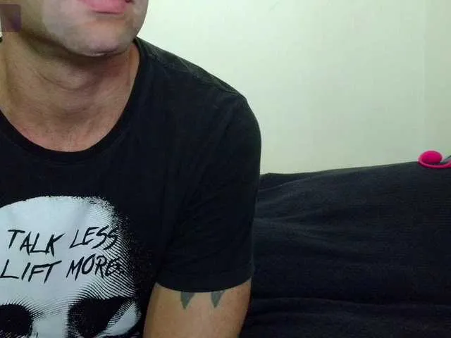 august-laura Image 9