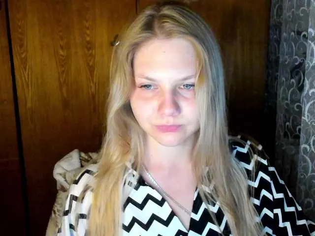 Emma-Frizea Image 16