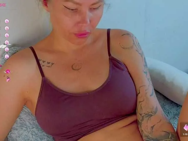 FrankieFoxie Image 19