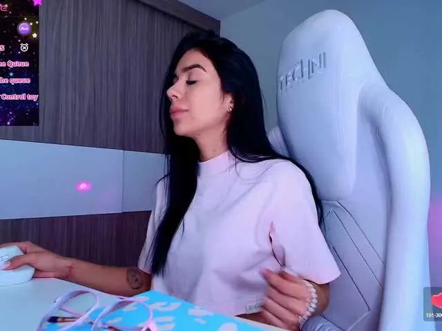 juanita-fox Image 17