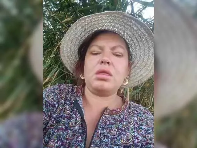 Juliamad Image 16