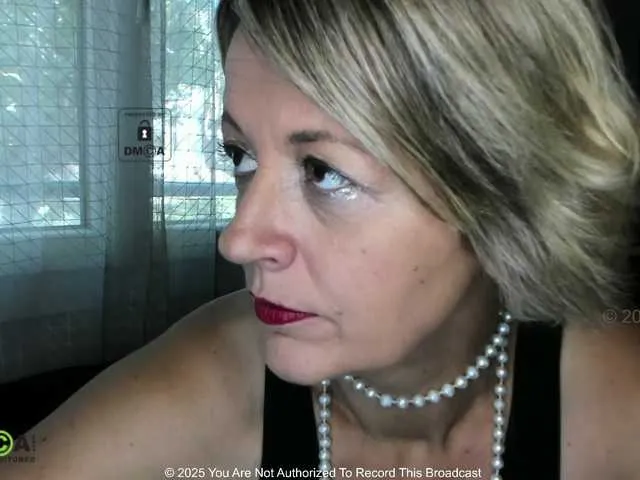 KARINA-S-PALACIOS Image 4