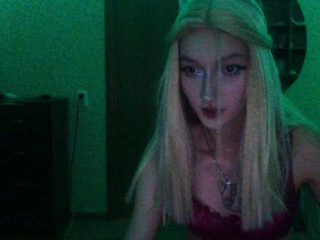 Maya-onelya's Thumb Image