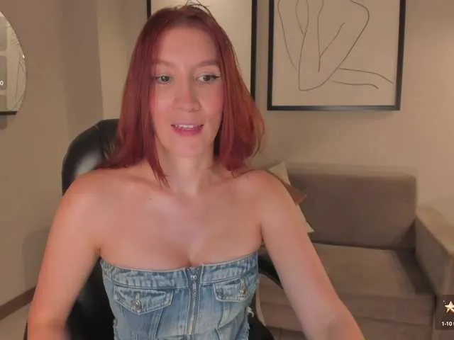 MiaFarrell Image 4