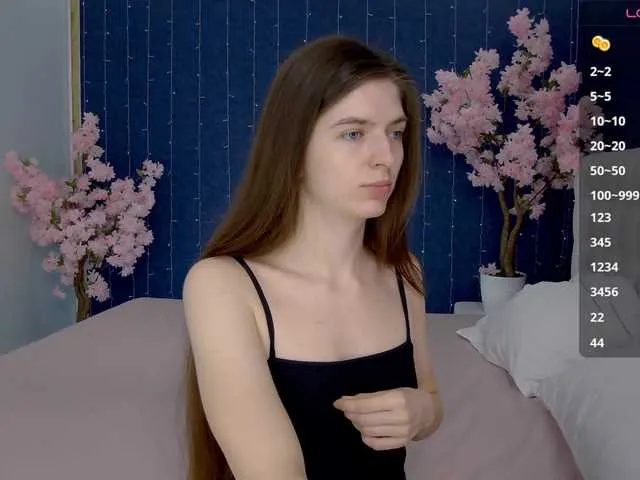 Mirror-Girl's Thumb Image