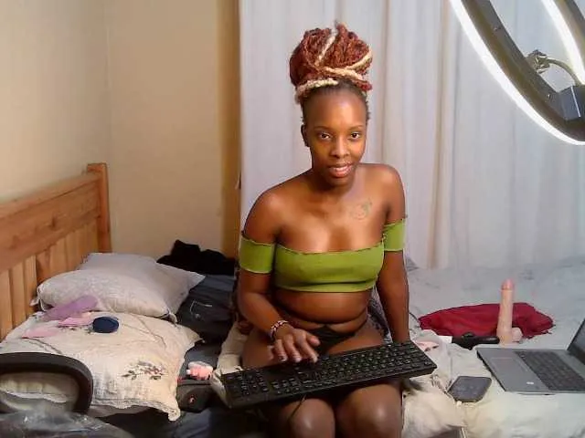 Petite-Eriee Image 7