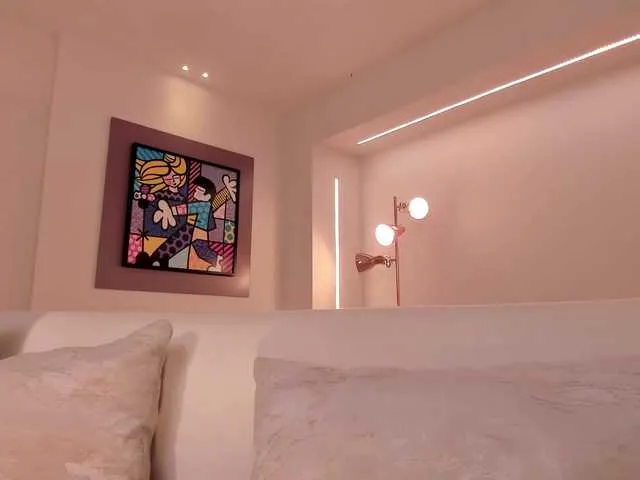 ValeriaRivera1's Thumb Image